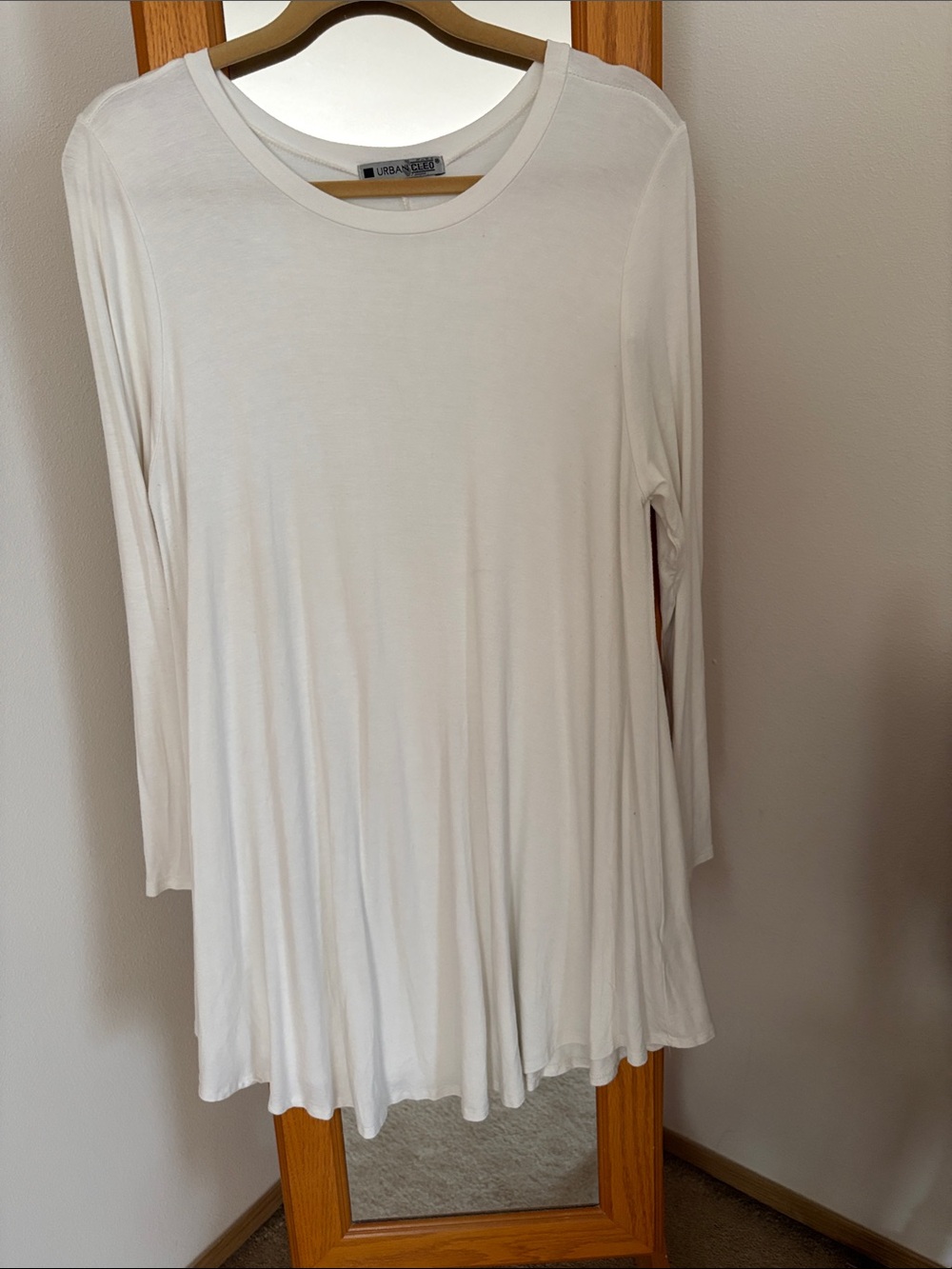 Lilla P Cream Long-Sleeve Swing Tee